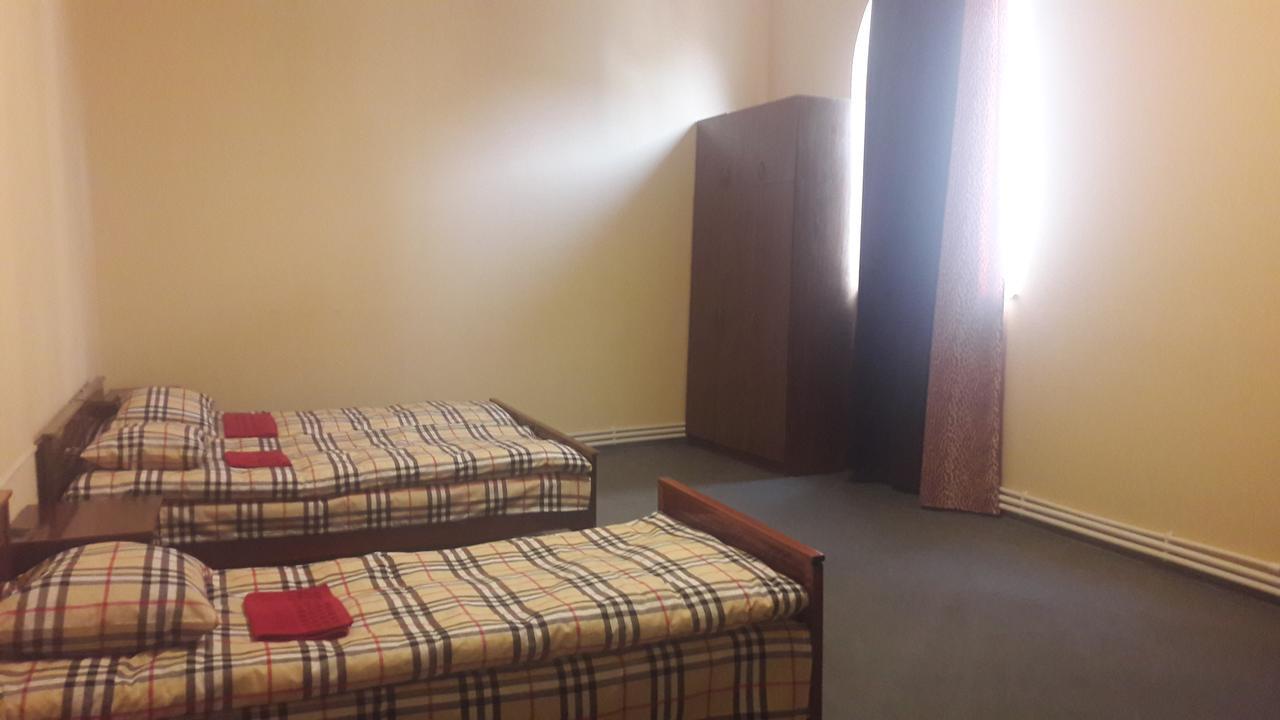 Noy Hostel エレバン エクステリア 写真
