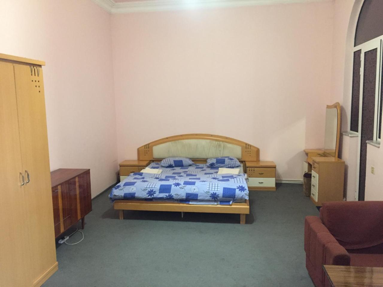 Noy Hostel エレバン エクステリア 写真